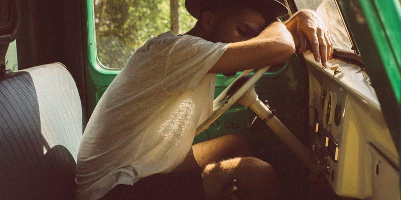 打造学习型组织：管理咨询视角下的企业知识管理与经验传承机制